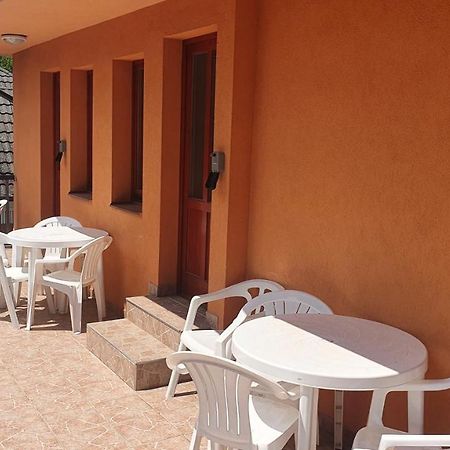 Sunshine Sh Apartmanhaz Apartment Zamárdi Екстериор снимка