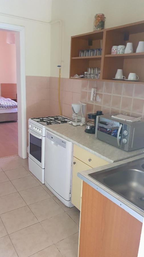 Sunshine Sh Apartmanhaz Apartment Zamárdi Екстериор снимка