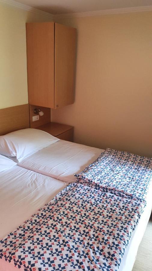 Sunshine Sh Apartmanhaz Apartment Zamárdi Екстериор снимка