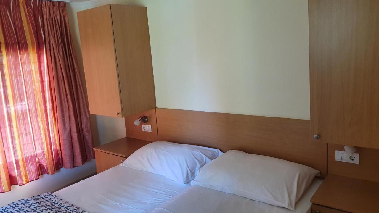 Sunshine Sh Apartmanhaz Apartment Zamárdi Екстериор снимка