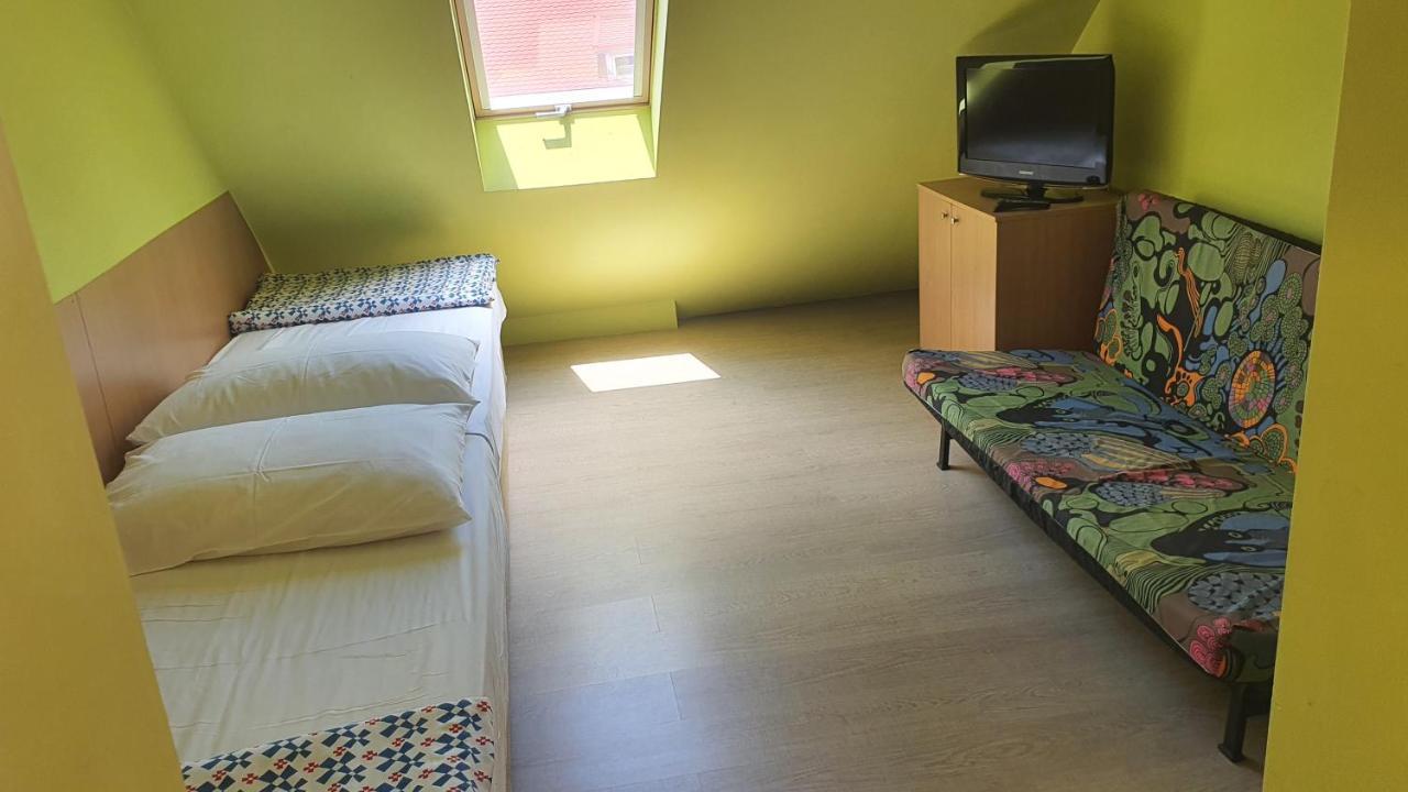 Sunshine Sh Apartmanhaz Apartment Zamárdi Екстериор снимка
